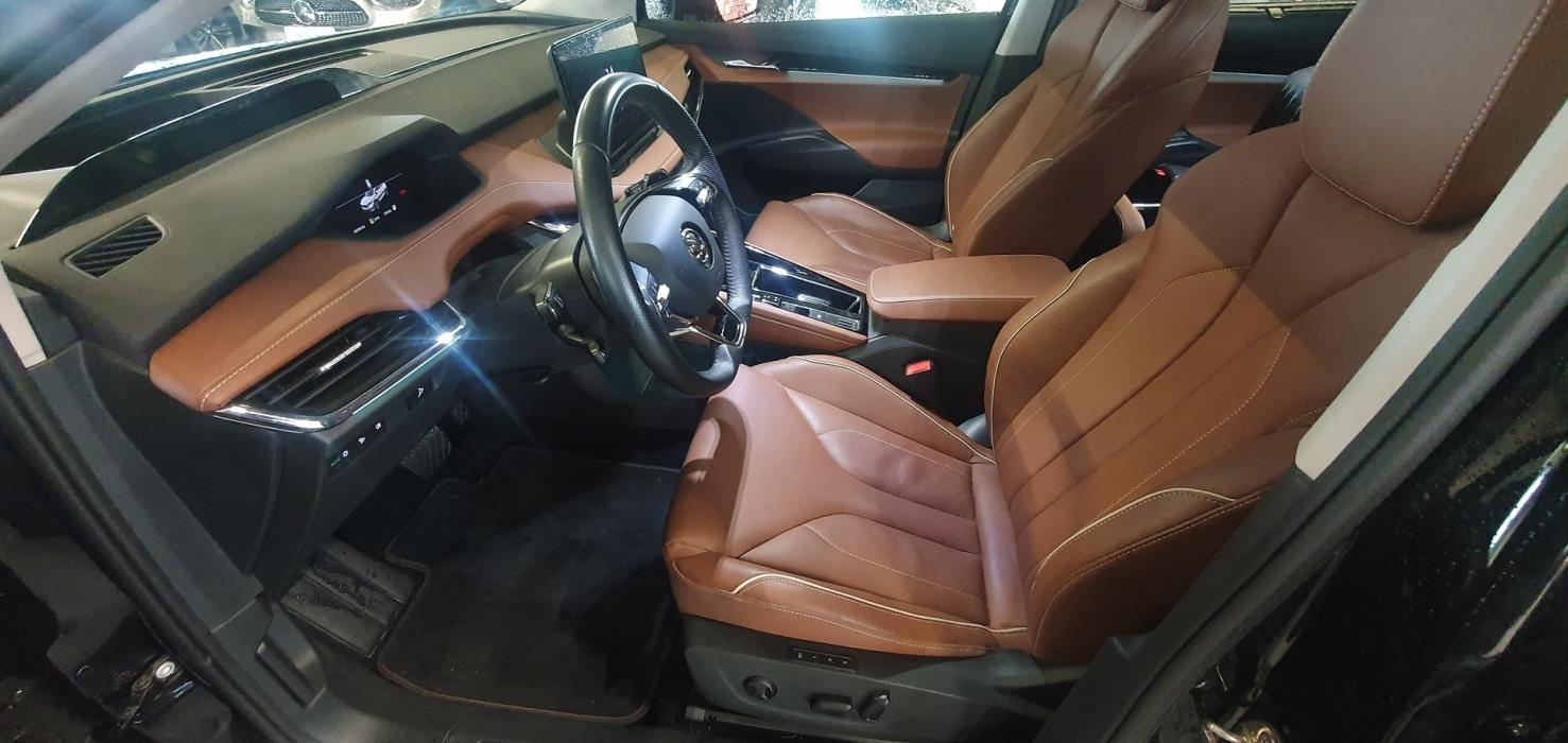 SKODA Enyaq 2023