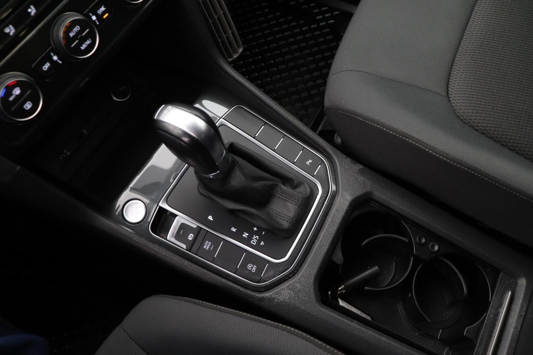 VOLKSWAGEN Golf Sportsvan 2018