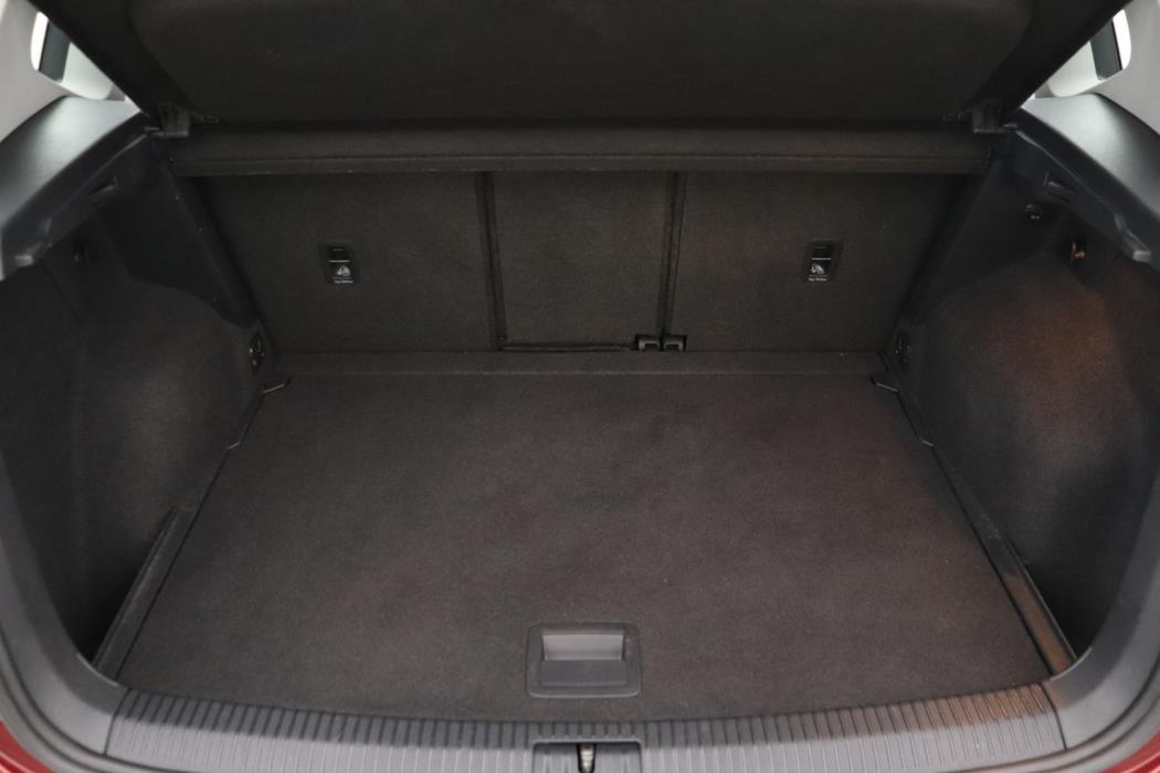 VOLKSWAGEN Golf Sportsvan 2018