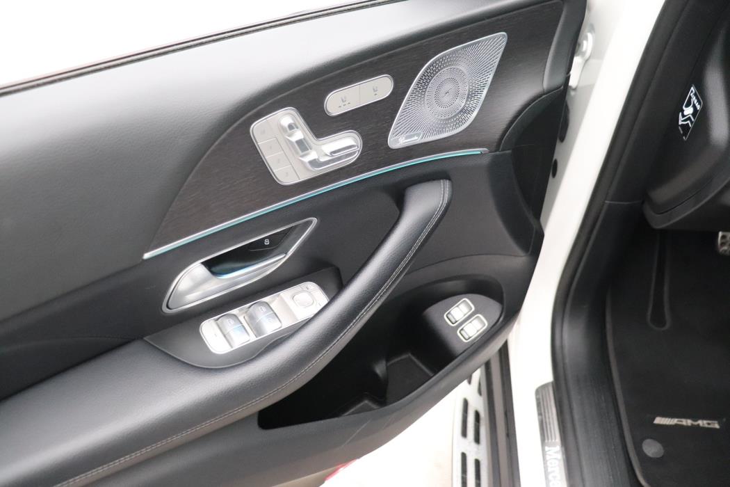 MERCEDES-BENZ GLS 2020