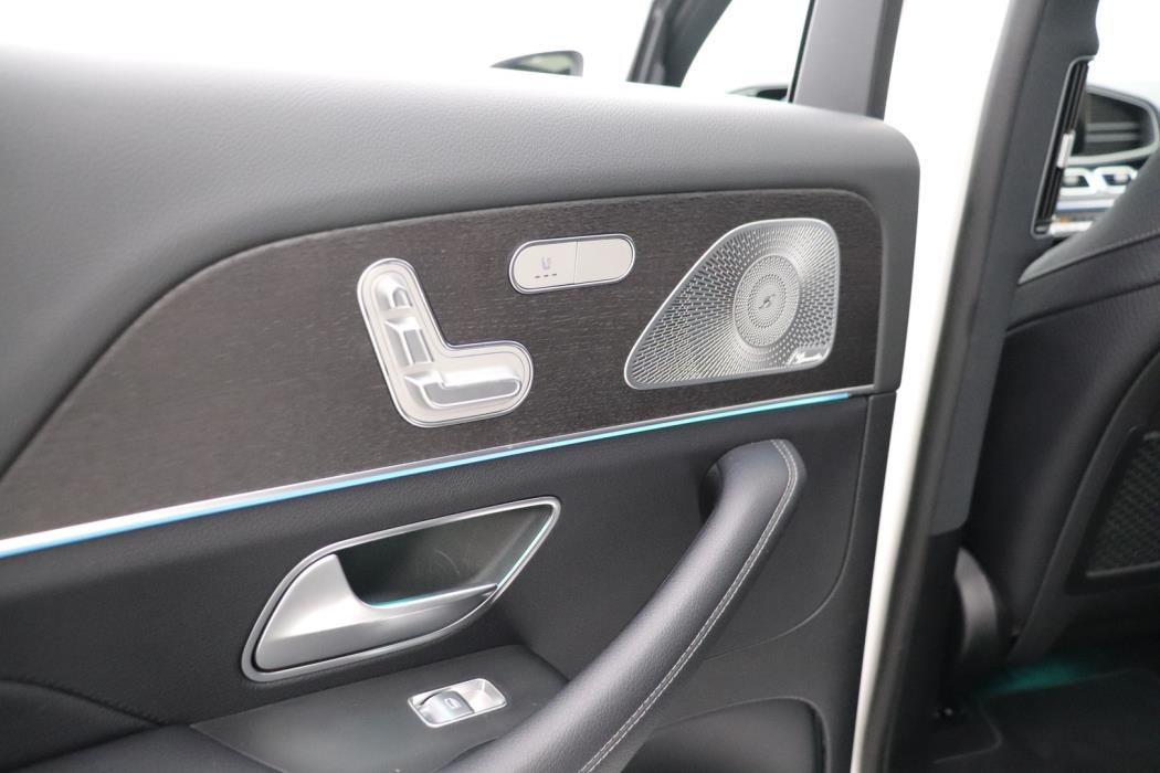 MERCEDES-BENZ GLS 2020