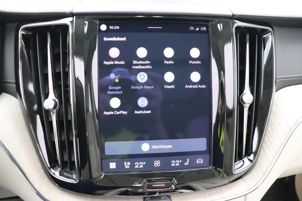 VOLVO XC60 2022