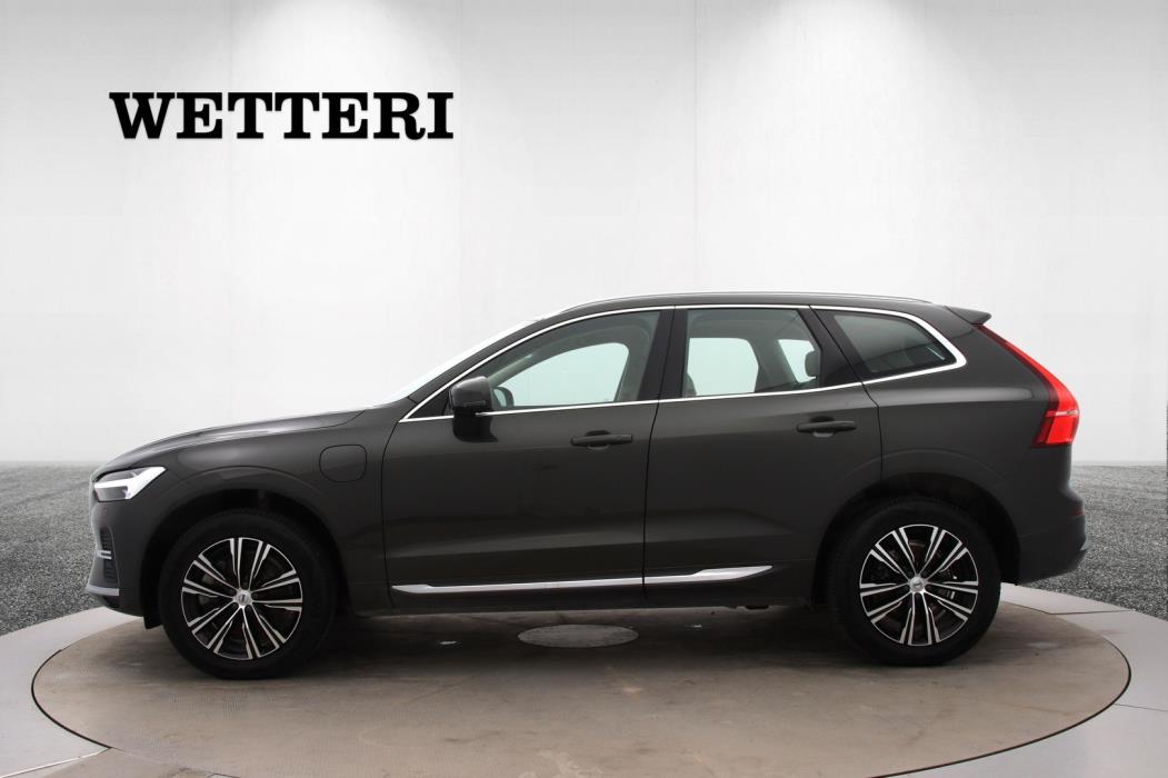 VOLVO XC60 2022