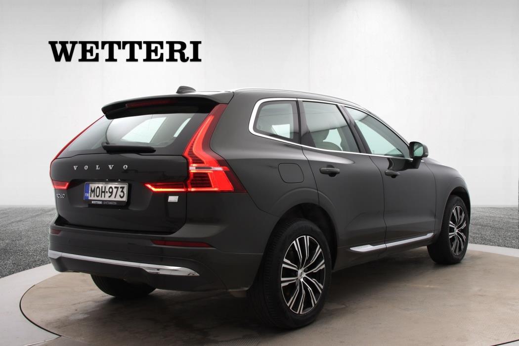 VOLVO XC60 2022