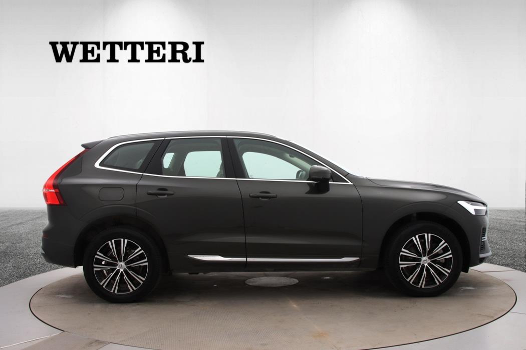 VOLVO XC60 2022