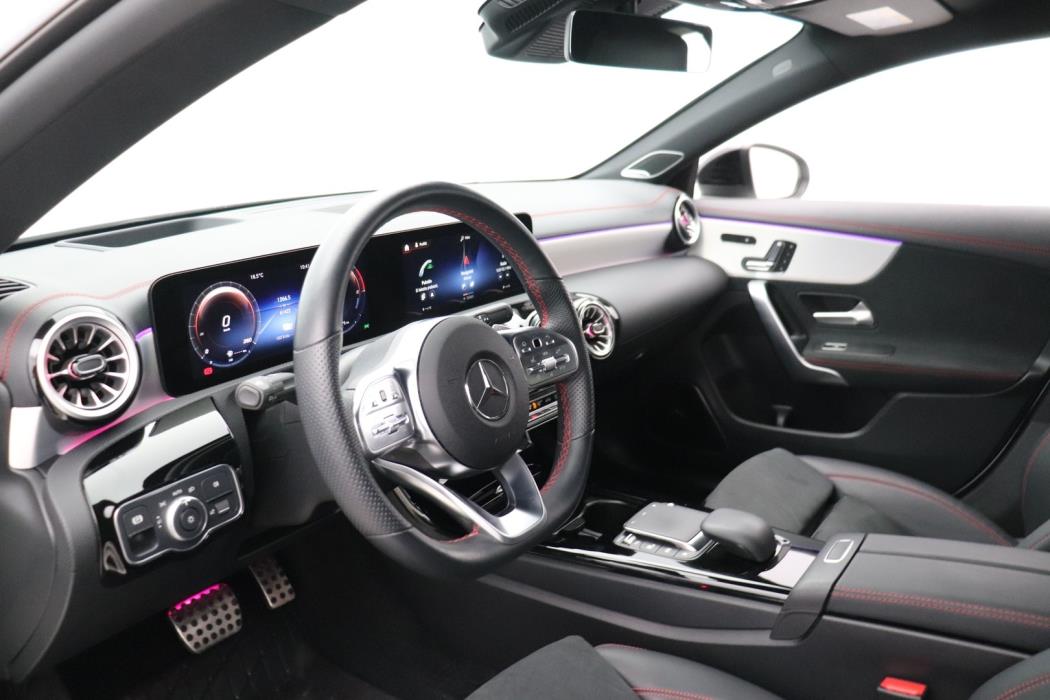 MERCEDES-BENZ CLA 2022