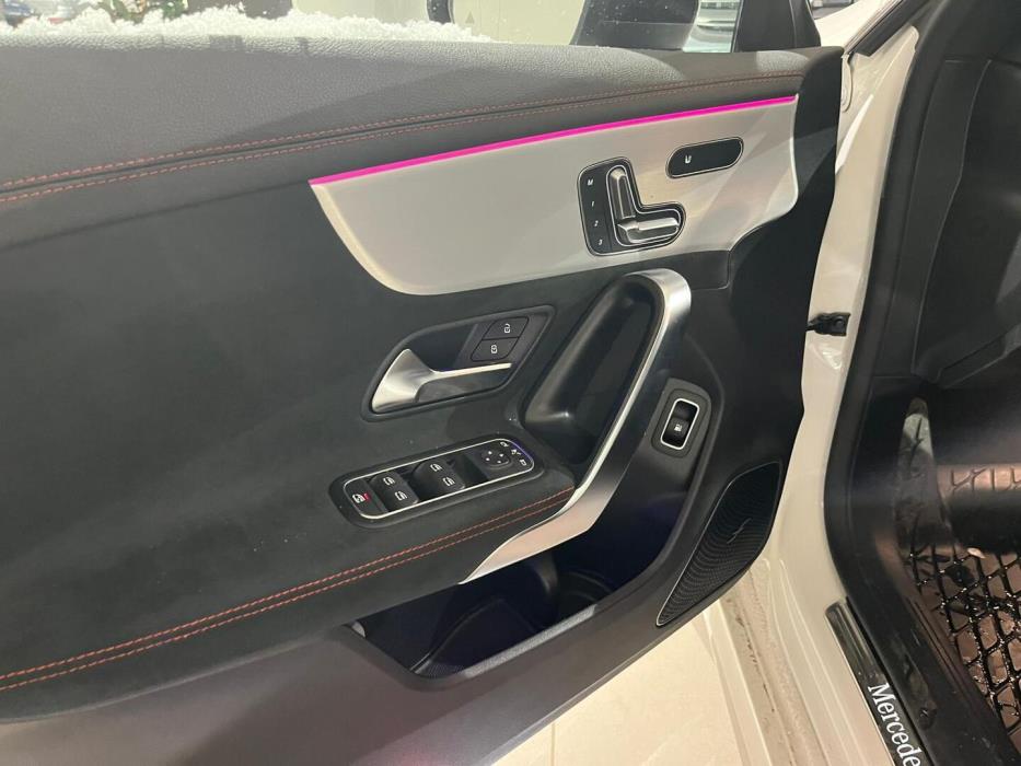 MERCEDES-BENZ CLA 2022