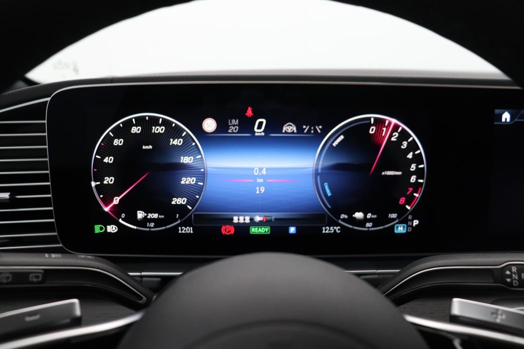 MERCEDES-BENZ GLE 2026