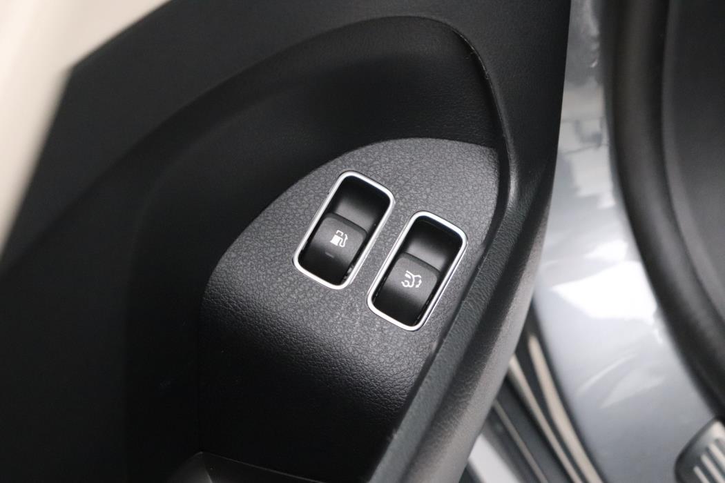 MERCEDES-BENZ GLE 2026