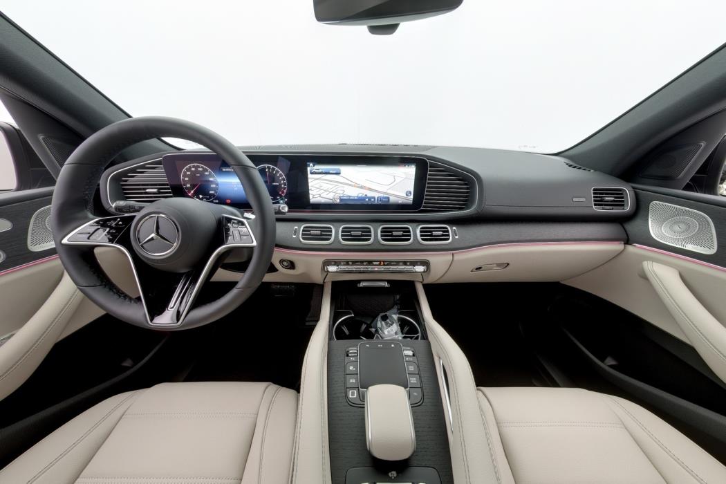 MERCEDES-BENZ GLE 2026