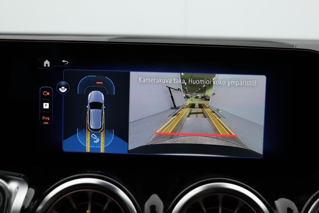 MERCEDES-BENZ EQB 2025