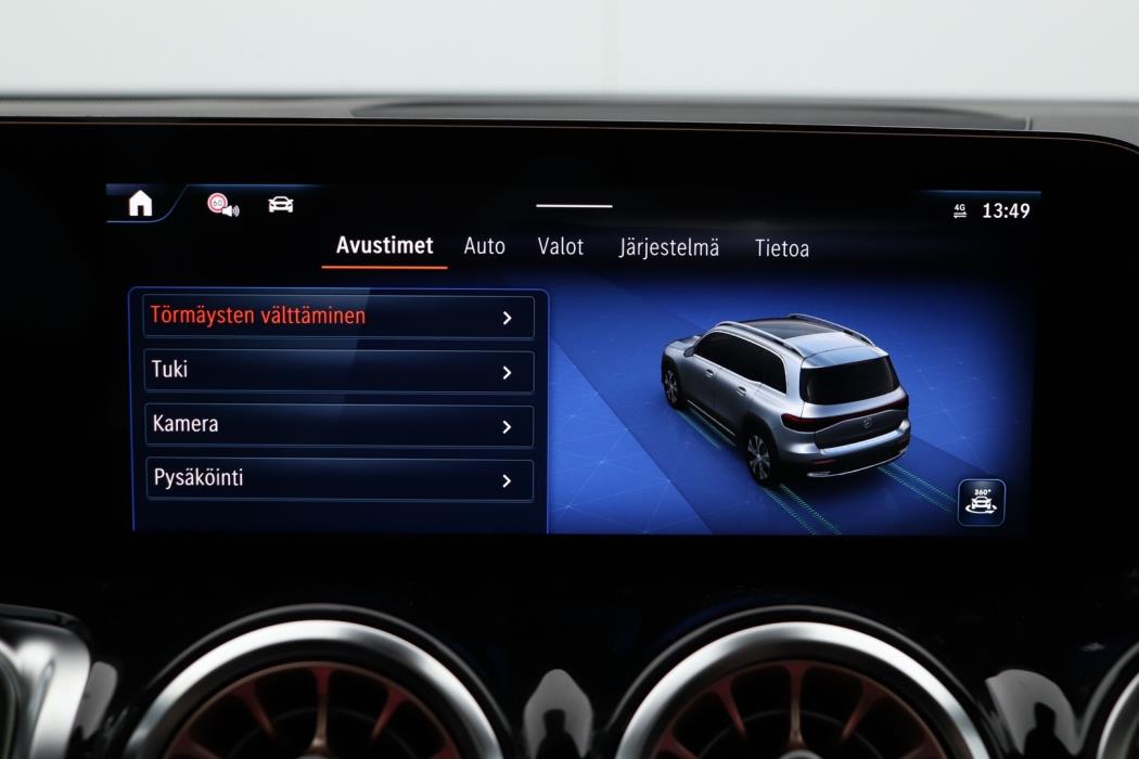 MERCEDES-BENZ EQB 2025