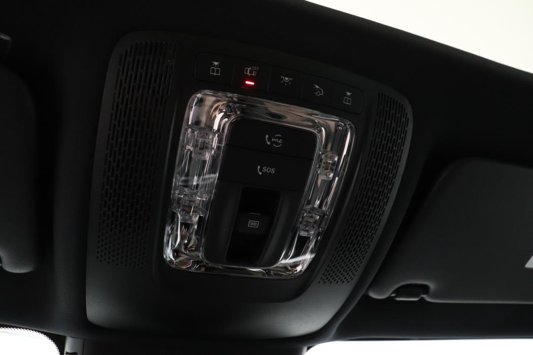 MERCEDES-BENZ EQB 2025