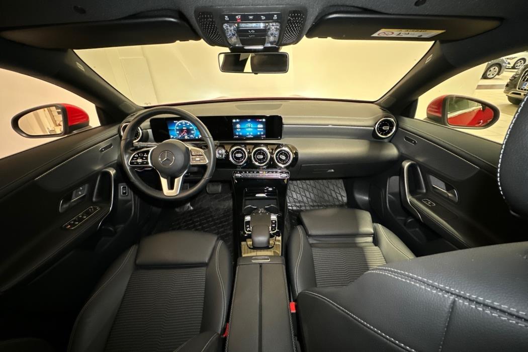 MERCEDES-BENZ CLA 2019