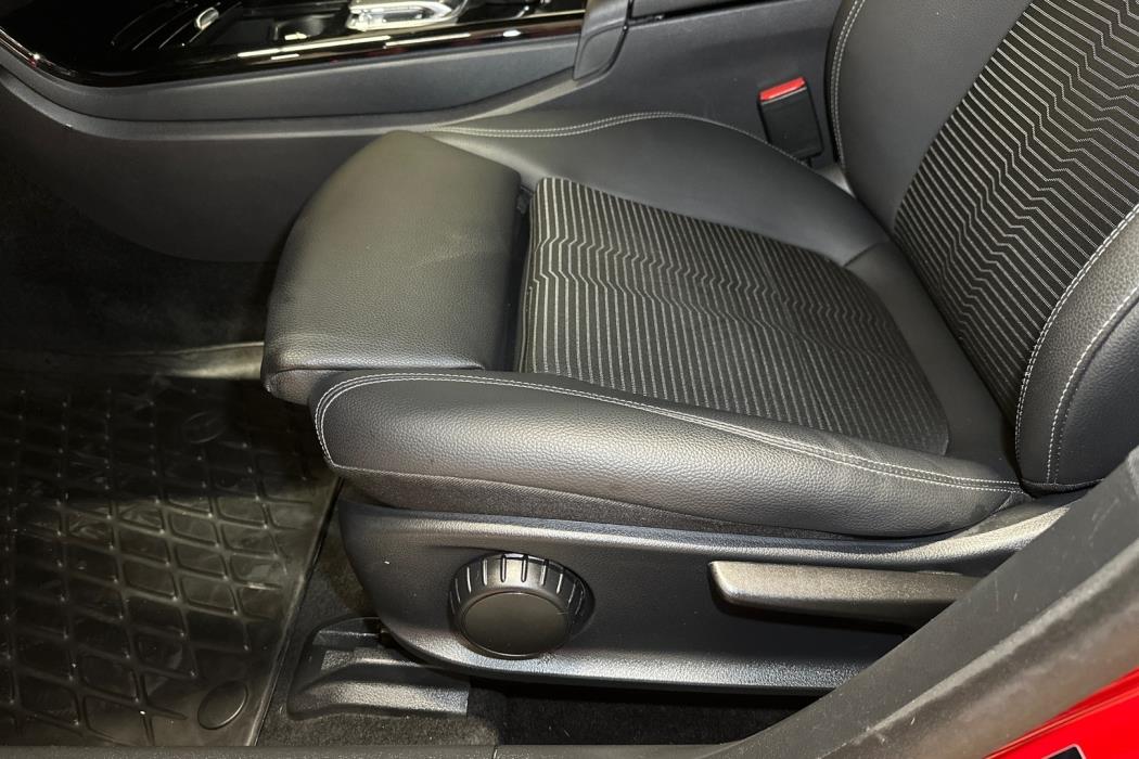 MERCEDES-BENZ CLA 2019