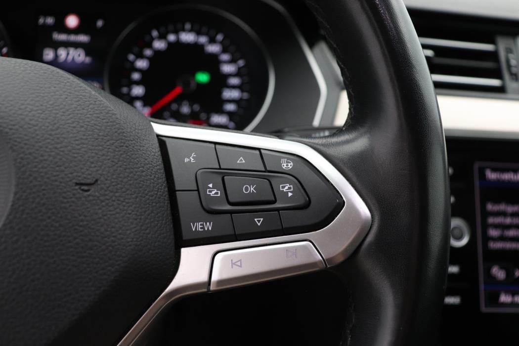 VOLKSWAGEN Passat 2020