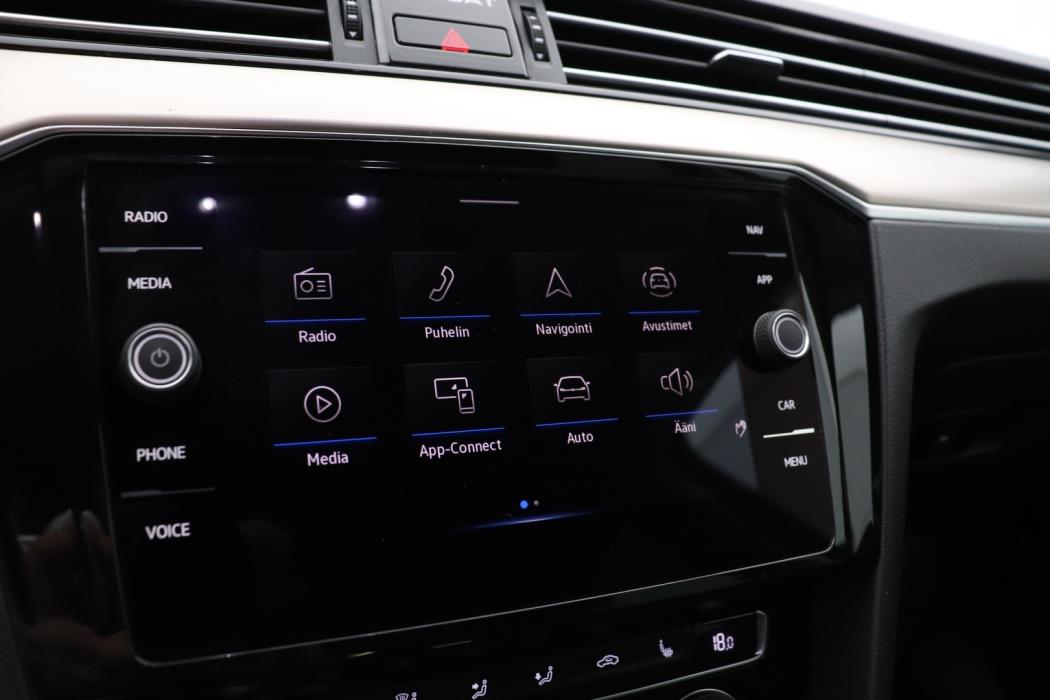 VOLKSWAGEN Passat 2020