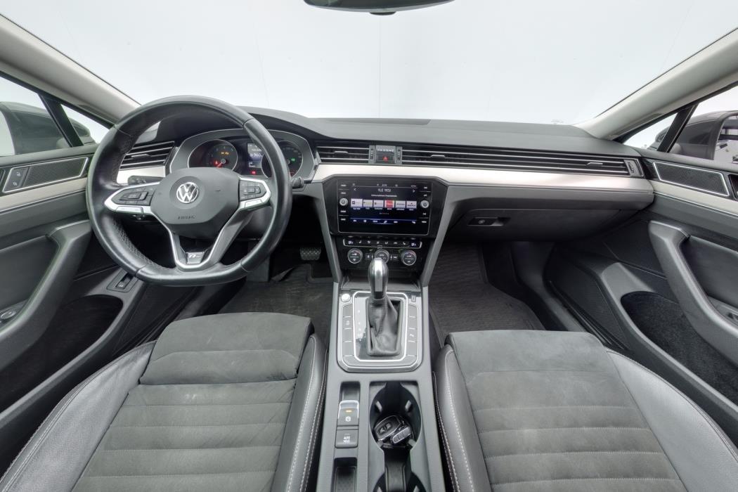 VOLKSWAGEN Passat 2020