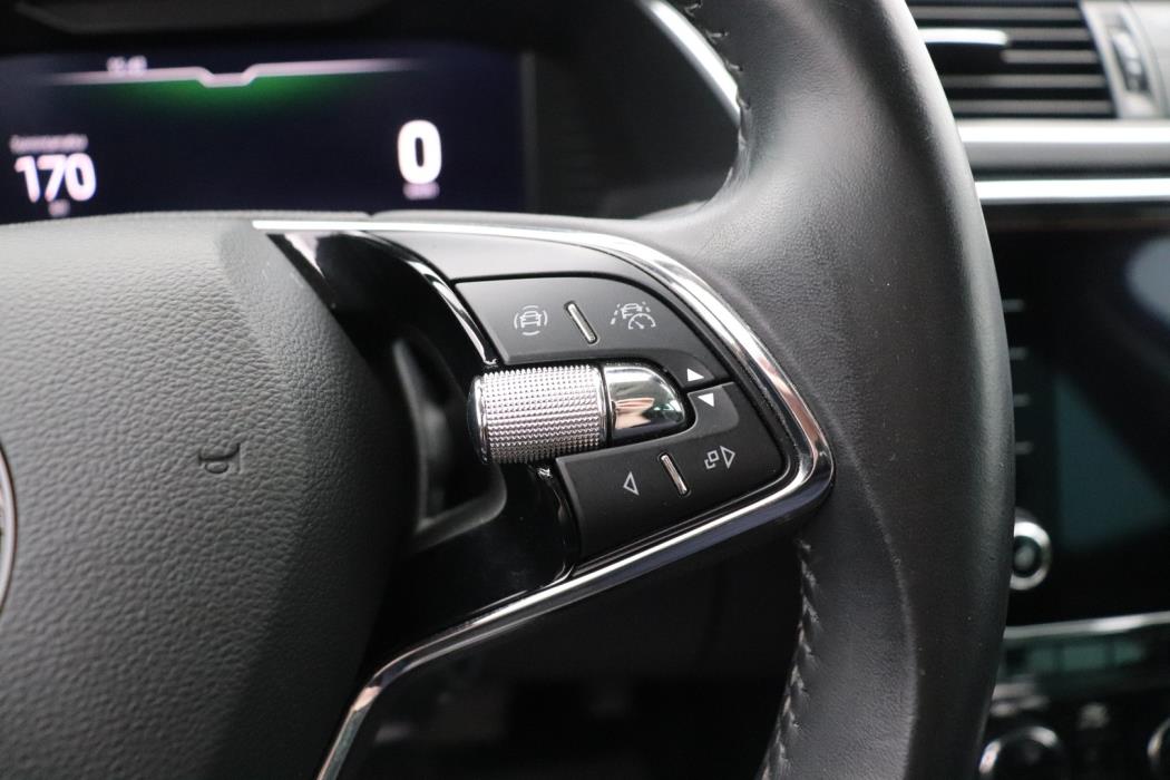 SKODA Superb 2021
