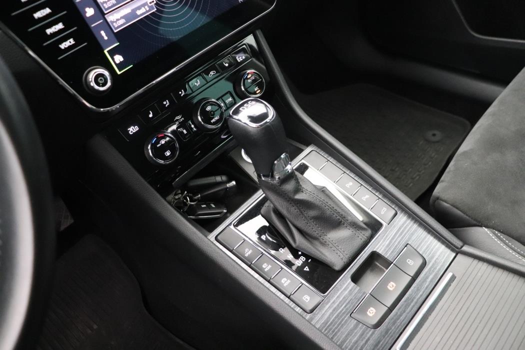 SKODA Superb 2021