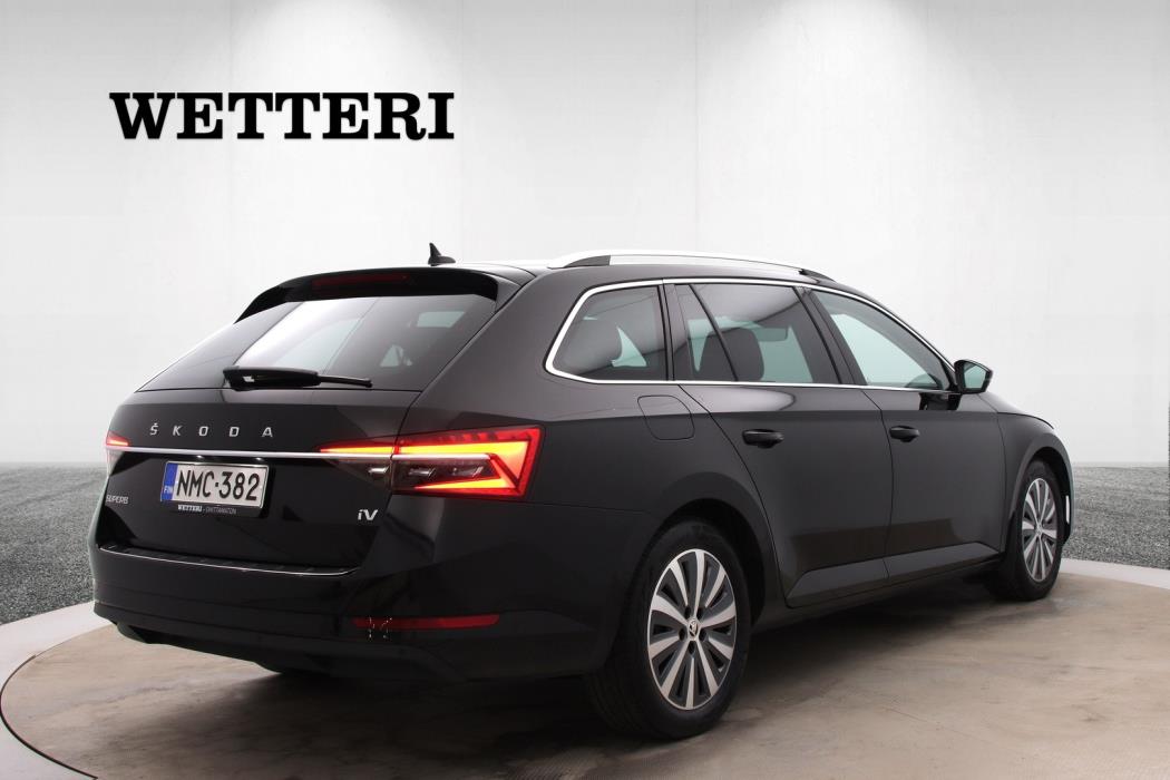 SKODA Superb 2021