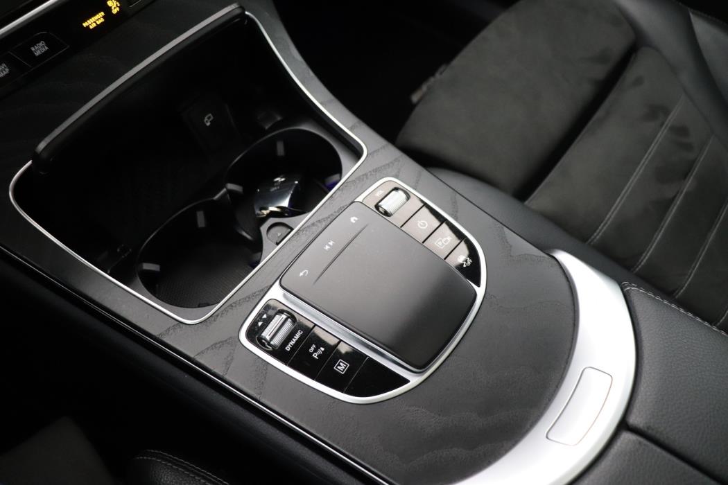 MERCEDES-BENZ GLC 2021