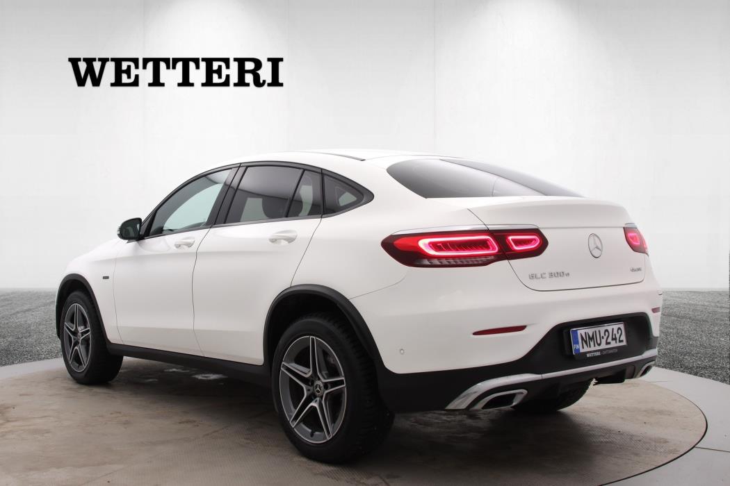 MERCEDES-BENZ GLC 2021