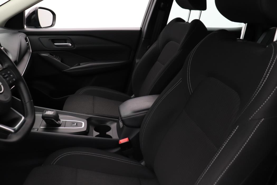 NISSAN Qashqai 2024