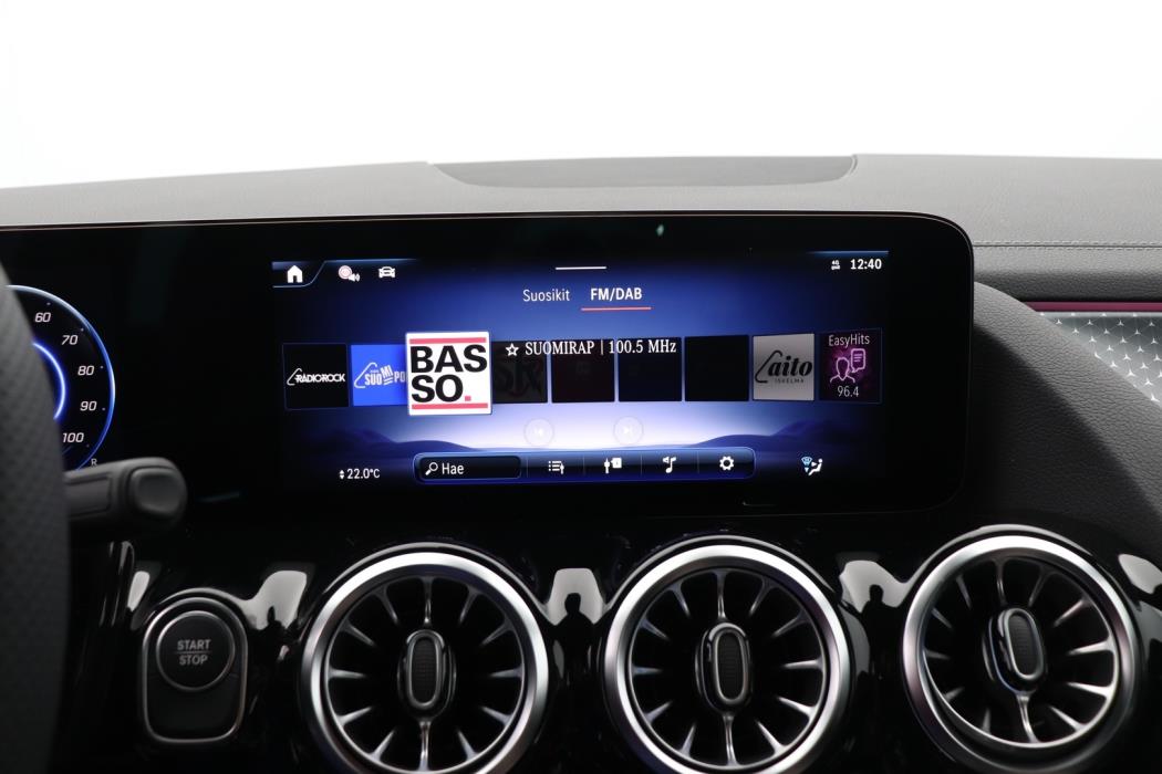 MERCEDES-BENZ EQA 2025