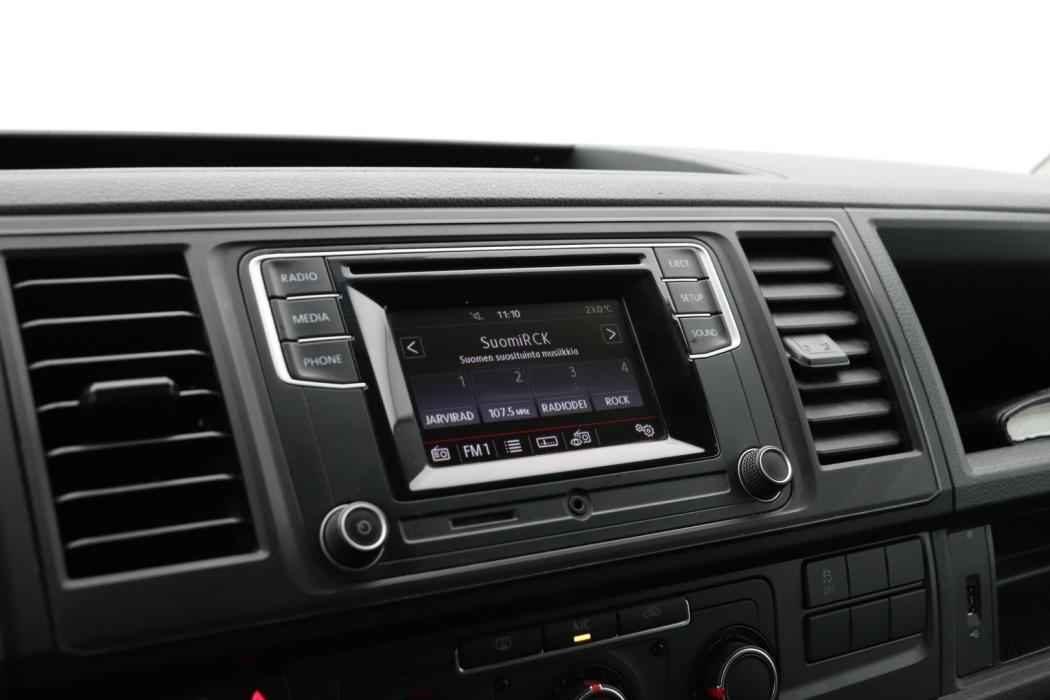VOLKSWAGEN Transporter 2017