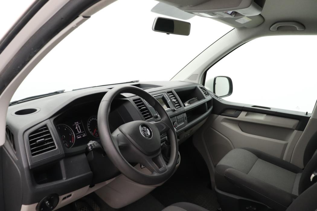 VOLKSWAGEN Transporter 2017