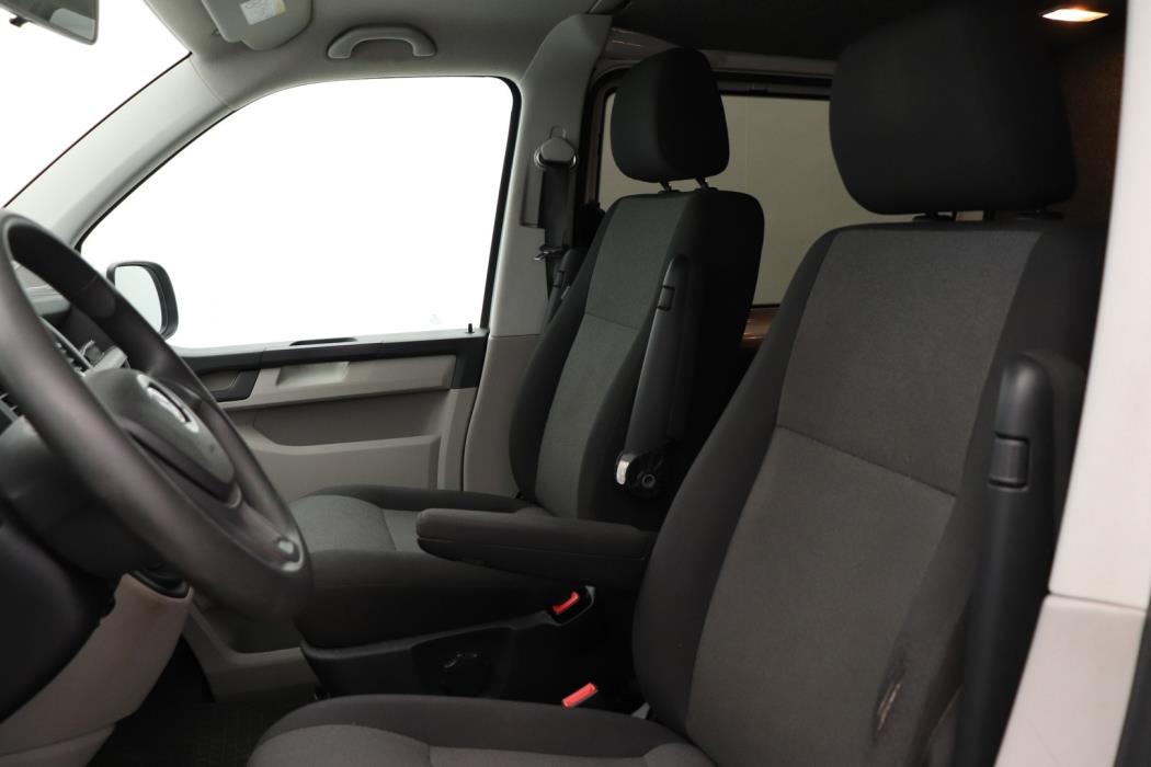 VOLKSWAGEN Transporter 2017