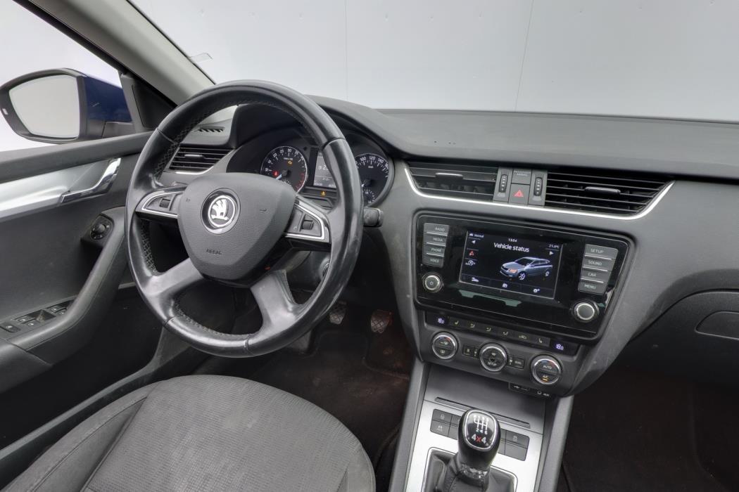 SKODA Octavia 2014