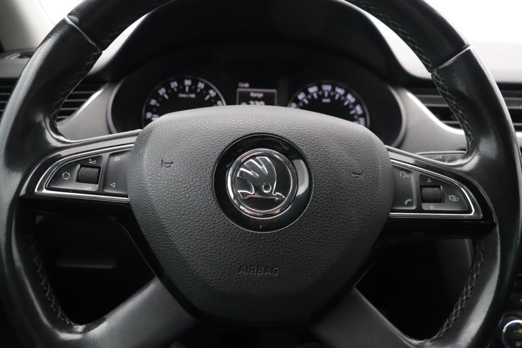 SKODA Octavia 2014