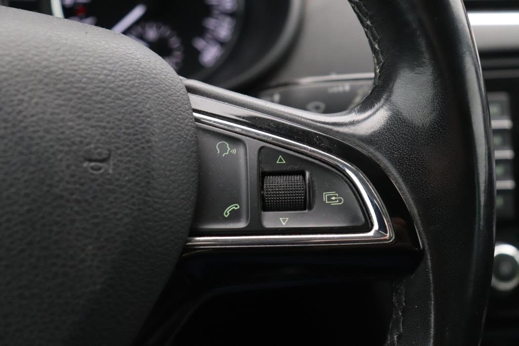 SKODA Octavia 2014
