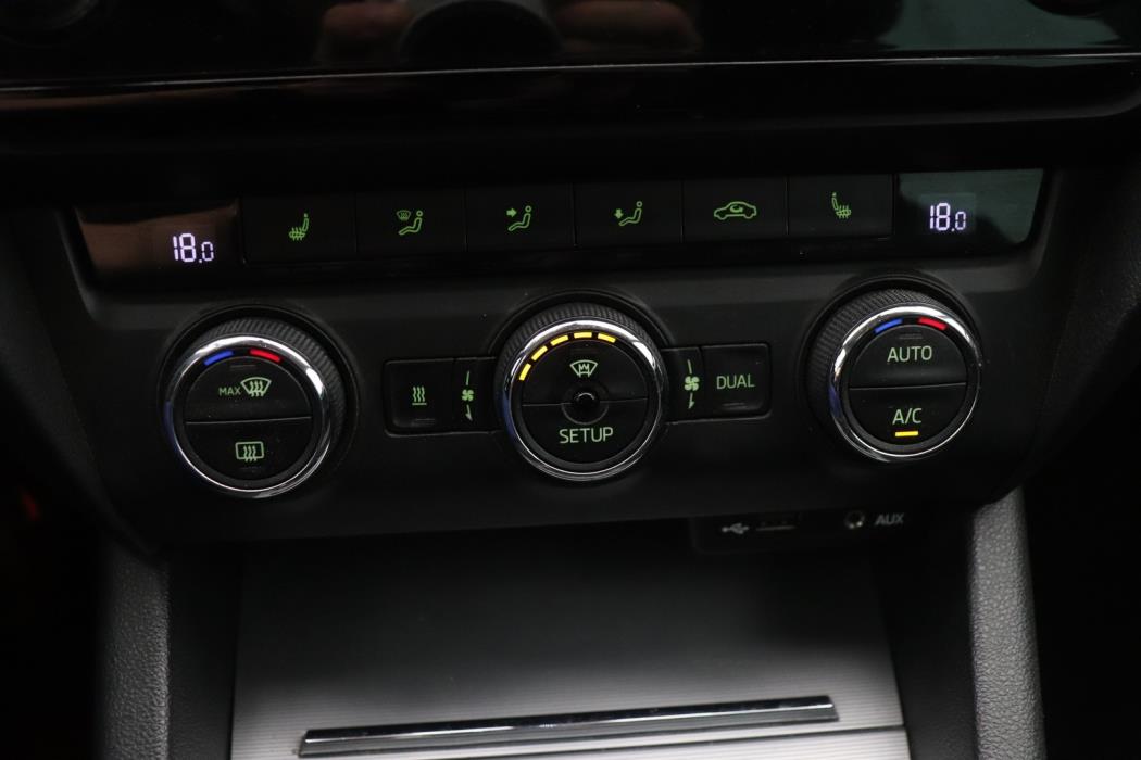 SKODA Octavia 2014