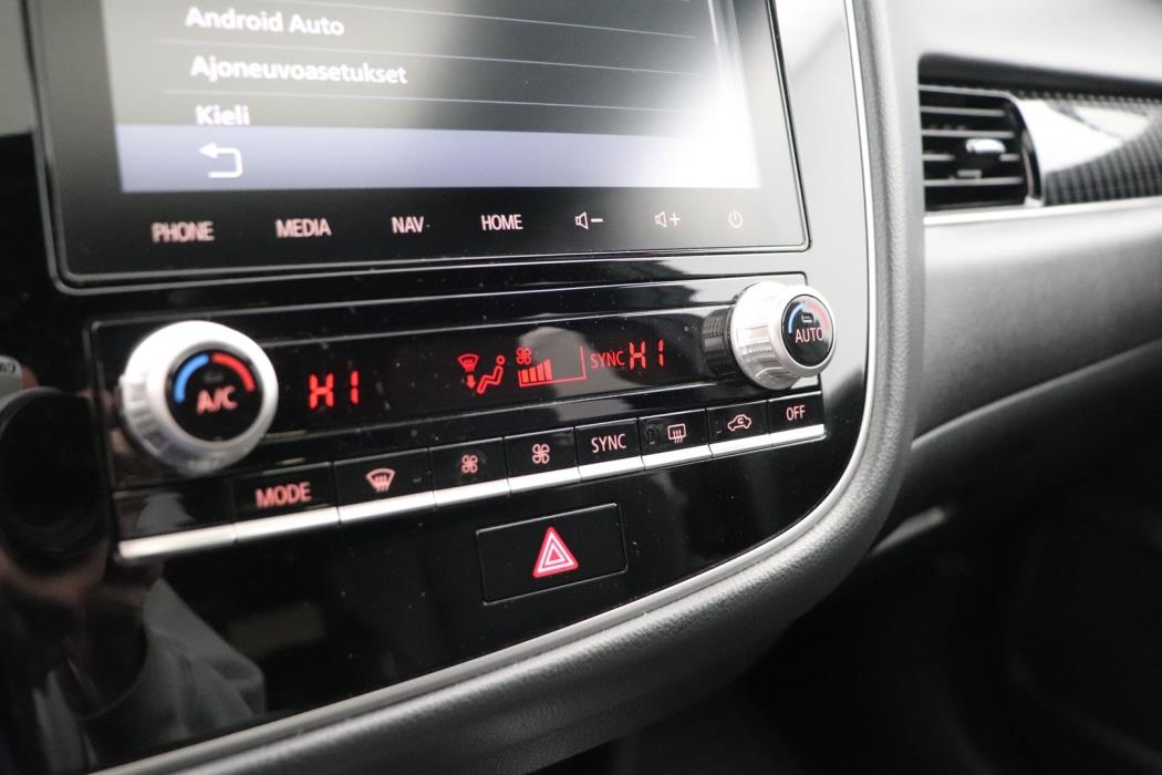 MITSUBISHI Outlander PHEV 2021