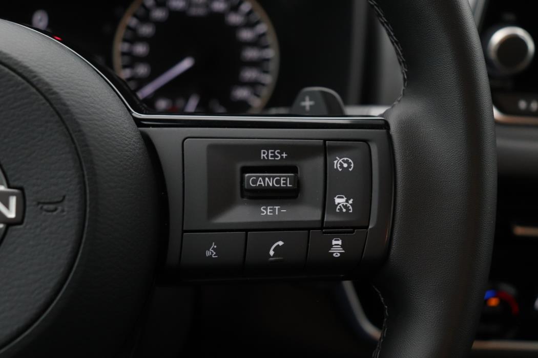NISSAN Qashqai 2024