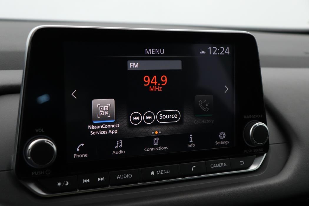 NISSAN Qashqai 2024
