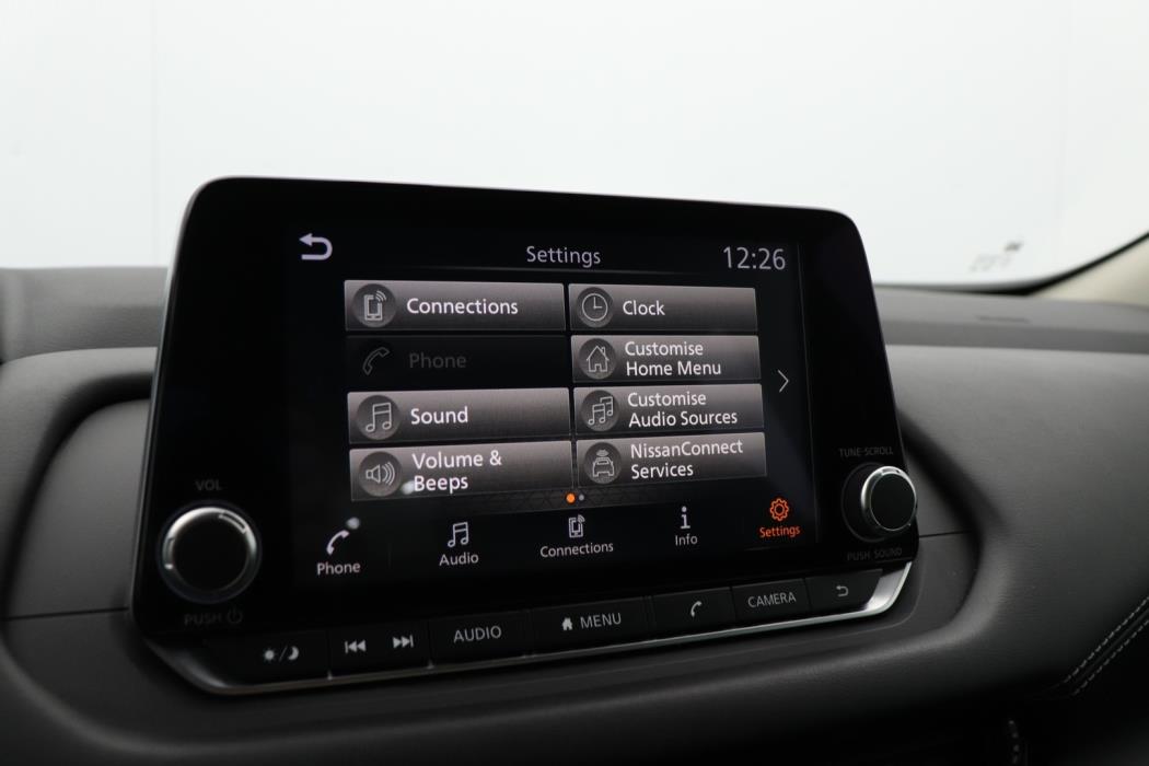 NISSAN Qashqai 2024