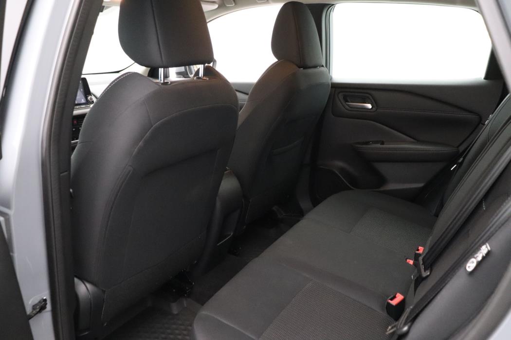 NISSAN Qashqai 2024