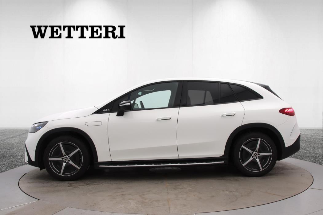 MERCEDES-BENZ EQE 2023