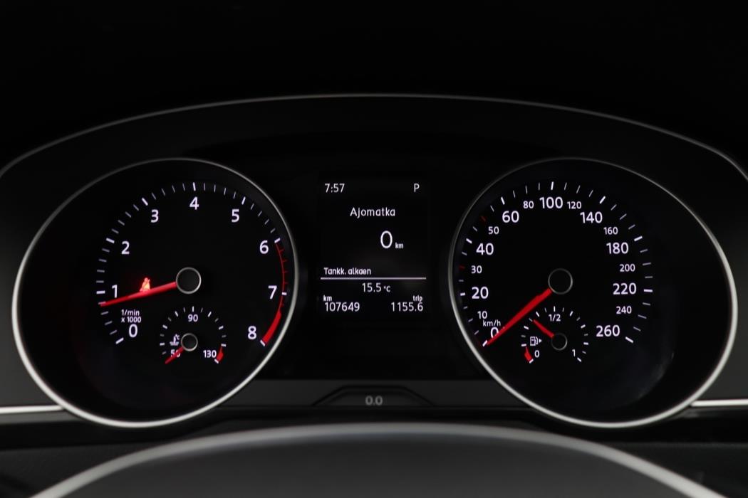 VOLKSWAGEN Passat 2015