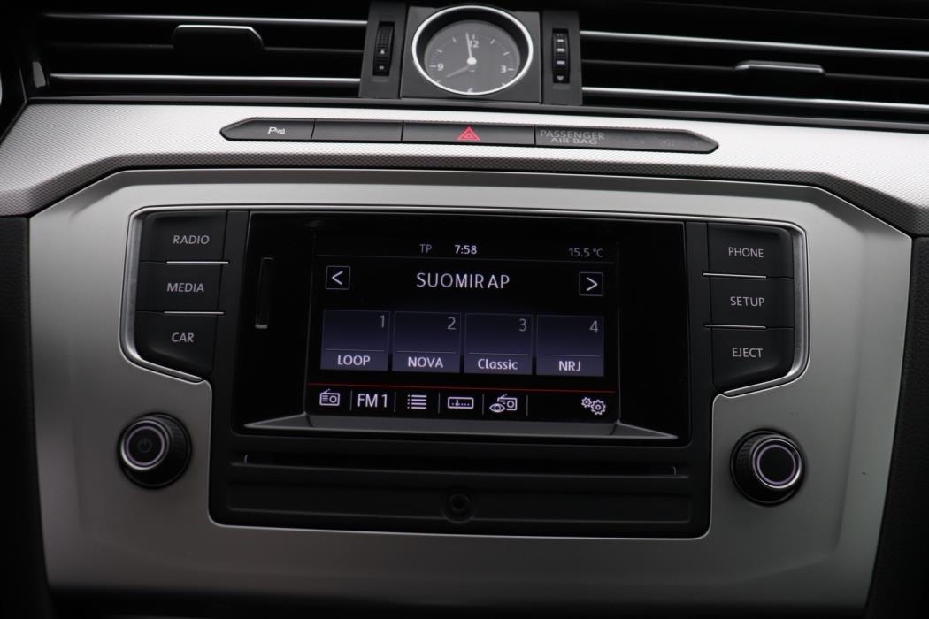 VOLKSWAGEN Passat 2015