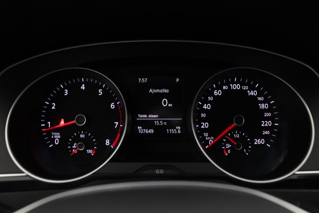 VOLKSWAGEN Passat 2015