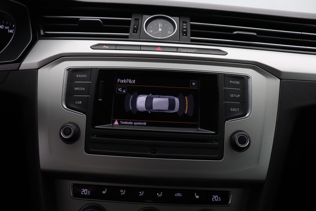 VOLKSWAGEN Passat 2015