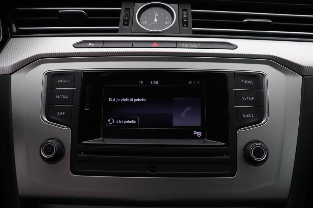 VOLKSWAGEN Passat 2015