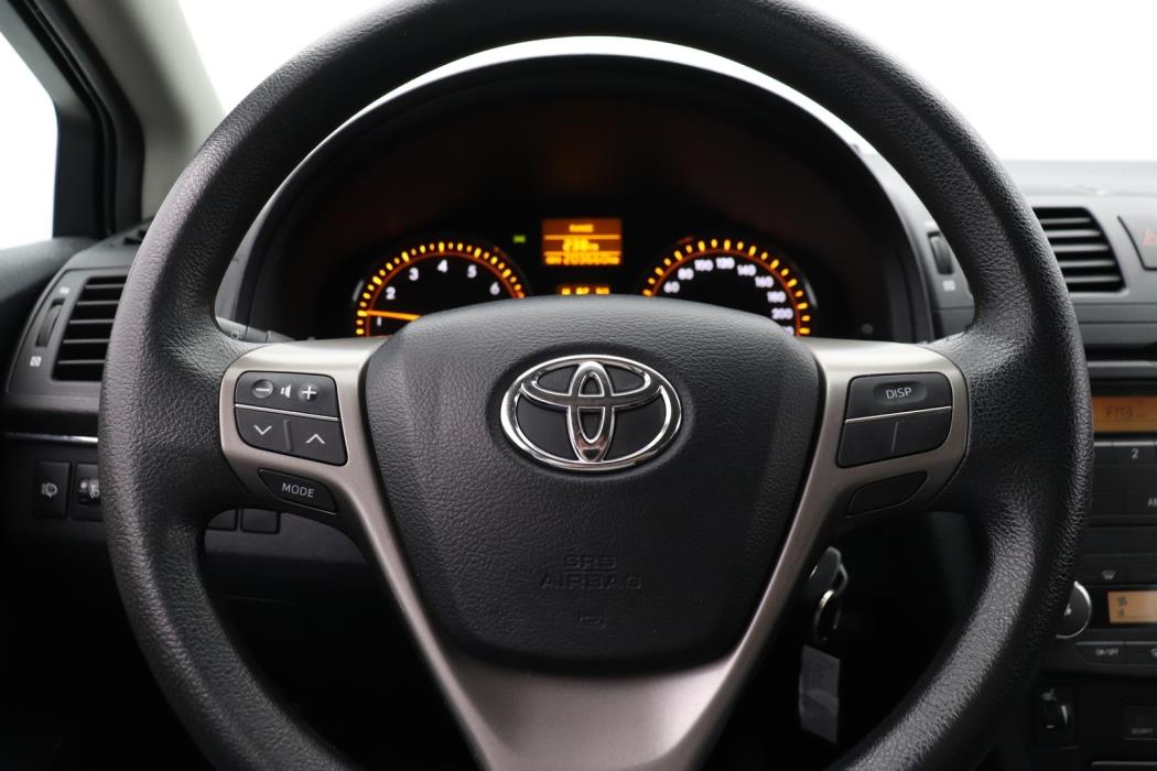 TOYOTA Avensis 2009