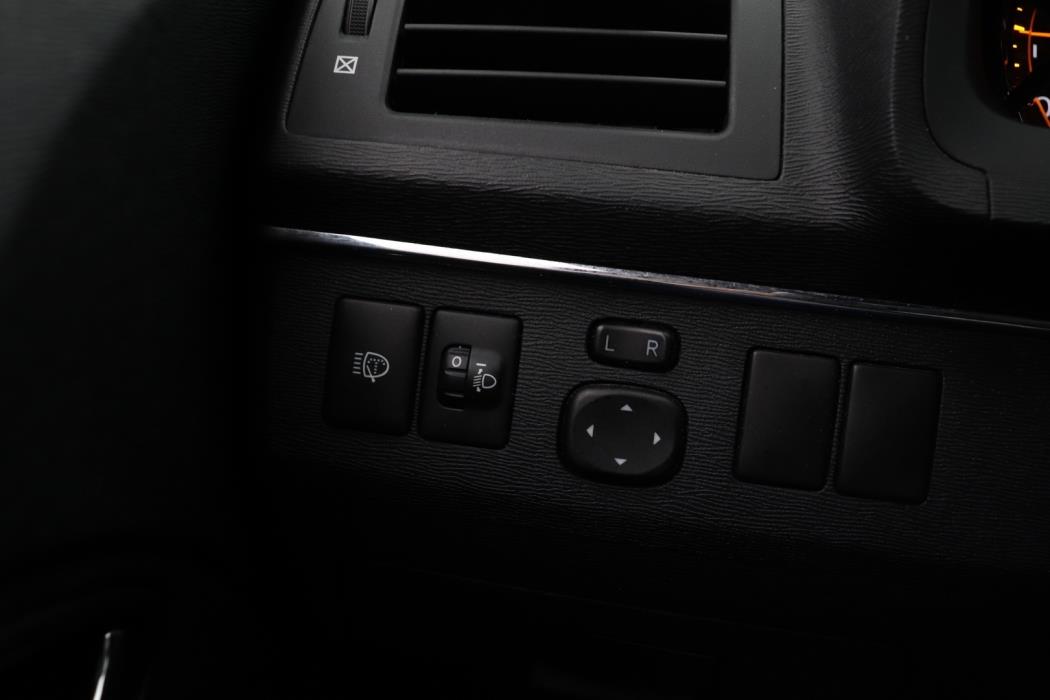 TOYOTA Avensis 2009