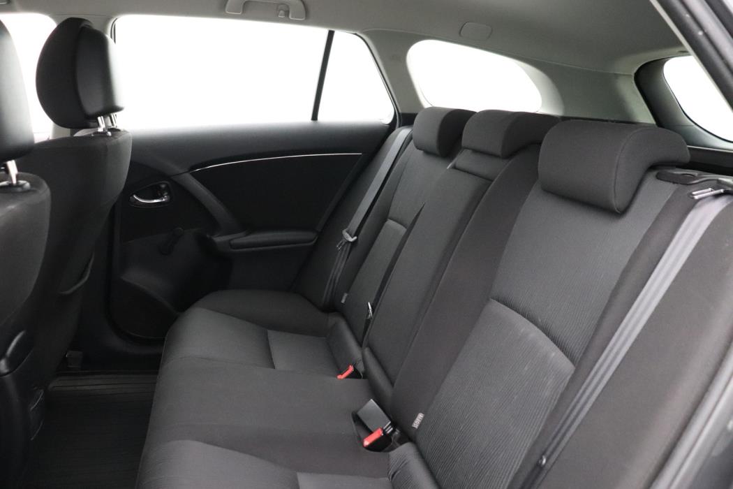 TOYOTA Avensis 2009